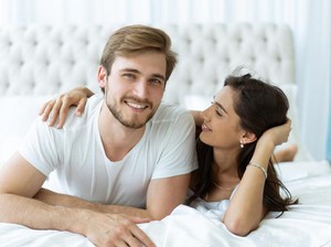 Begini Doa Berhubungan Suami Istri, Lengkap Arab, Latin, dan Artinya