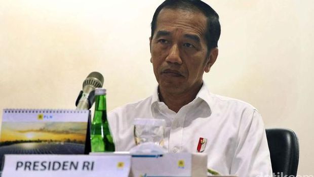 Saat Jokowi Marah kepada Direksi PLN yang 'Pinter-pinter'