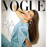 Di 2017, Valentina mencetak sejarah menjadi transgender pertama yang tampil di Vogue Paris .  Foto: dok. Instagram @valentts