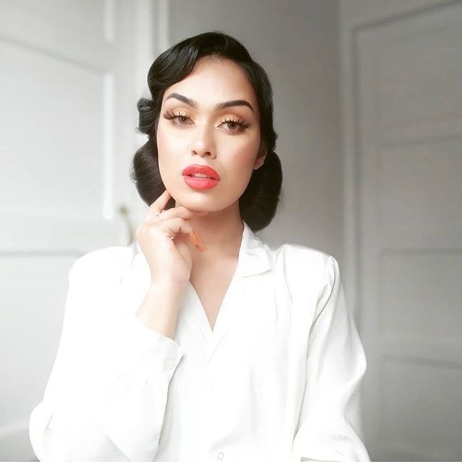 Basha dibesarkan di India tetapi sekarang tinggal di Derby, Inggris. Ia berhasil merebut mahkota meskipun bersaing melawan sejumlah besar finalis kontes yang merupakan penduduk asli . Foto: Dok. Instagram @bhasha05