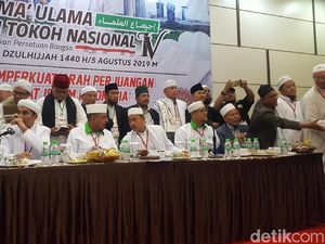 Menyoal Gagasan NKRI Bersyariah