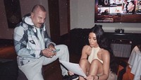 Termasuk saat memilih ide busana yang akan dikenakannya di acara Met Gala. Dok. Instagram/kimkardashian