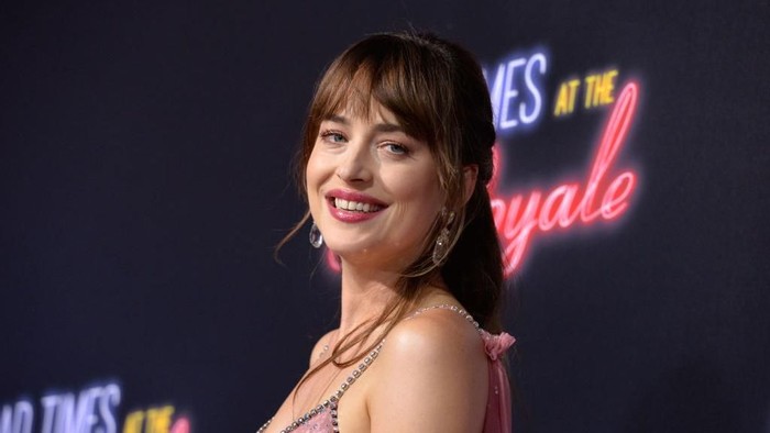HOLLYWOOD, CALIFORNIA - AUGUST 01:  Dakota Johnson attends the LA Special Screening Of Roadside Attractions The Peanut Butter Falcon at ArcLight Hollywood on August 01, 2019 in Hollywood, California. (Photo by Jon Kopaloff/Getty Images,)