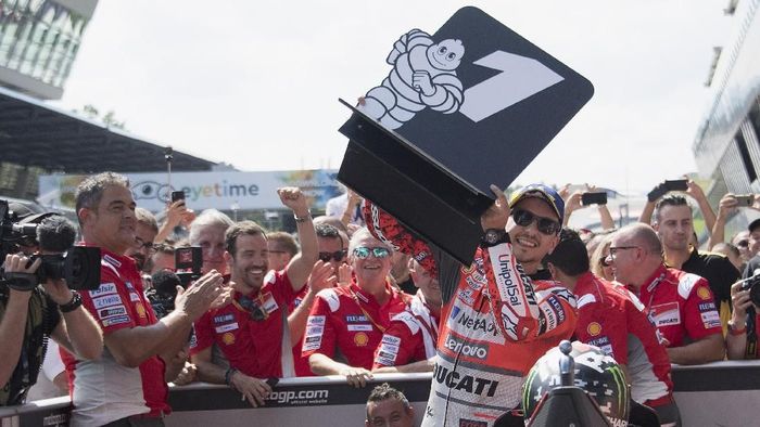 Jorge Lorenzo disebut bakal kembali ke Ducati sebagai pebalap penguji di MotoGP 2020 (Foto: Mirco Lazzari gp/Getty Images) Jorge Lorenzo disebut bakal kembali ke Ducati sebagai pebalap penguji di MotoGP 2020 (Foto: Mirco Lazzari gp/Getty Images)