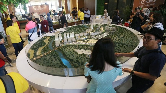 Sebuah pusat bisnis baru hadir di selatan Jakarta, tepatnya dibilangan BSD City.  Mengusung konsep business collaboration in 1 building.