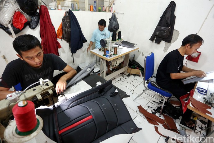 Kisah Pemulung Jadi Juragan Bengkel Mobil Kisah Pemulung Jadi Juragan Bengkel Mobil