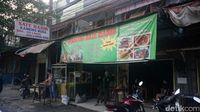 Sate Kambing Muda Habib: Maknyus! Sate Kambing Muda dan Sop Marak Arab