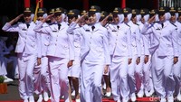 Menurut Mendagri Tjahjo Kumolo, ada 744 pamong praja muda lulusan IPDN yang akan dilantik hari ini. Para pamong praja itu terdiri dari 479 orang putra dan 265 orang putri.