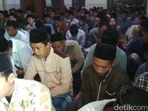 Yasin dan Tahlil Malam Jumat Arab-Latin Berurutan