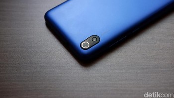 Kamera belakang berukuran 13 MP menggunakan sensor Sony IMX486. Foto: Adi Fida Rahman/detikINET
