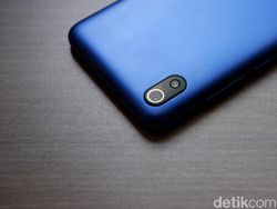 Menggenggam Redmi 7A, Ponsel Anyar Xiaomi Harga Sejutaan