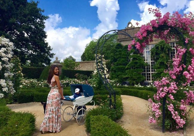 Selain sibuk menjadi model, chef dan hadir di acara sosial, Emma pun menjadi ibu. Dia telah memiliki dua anak bersma Ceawlin. Foto: Instagram