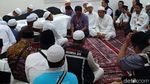 Potret Jenazah Mbah Moen Disemayamkan di Dakker Mekah