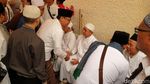 Suasana di Depan Kamar Jenazah Mbah Moen di RS An Noor Mekah