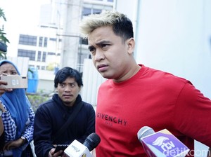 Dicaci-maki Ojol Curang, Billy Syahputra Pilih Bersabar