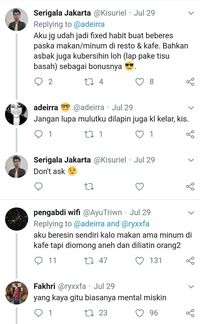 Bersihkan Meja Makan di Kafe, Dua Remaja Ini Banjir Pujian Netizen 