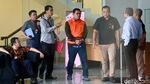 Jadi Tersangka Kasus Suap, Ketua F-Golkar DPRD Jambi Ditahan KPK