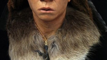 Wanita ini adalah ras Neanderthal yang terpisah dari Homo Sapiens dan telah punah. Ia hidup sekitar 45 ribu sampai 50 ribu tahun silam. Tampak ada kemiripan dan perbedaan dengan manusia. Diestimasi, bangsa Eropa memiliki 2 sampai 4 persen DNA Neanderthals. Foto: Bored Panda