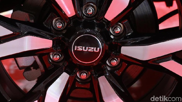 Logo Isuzu