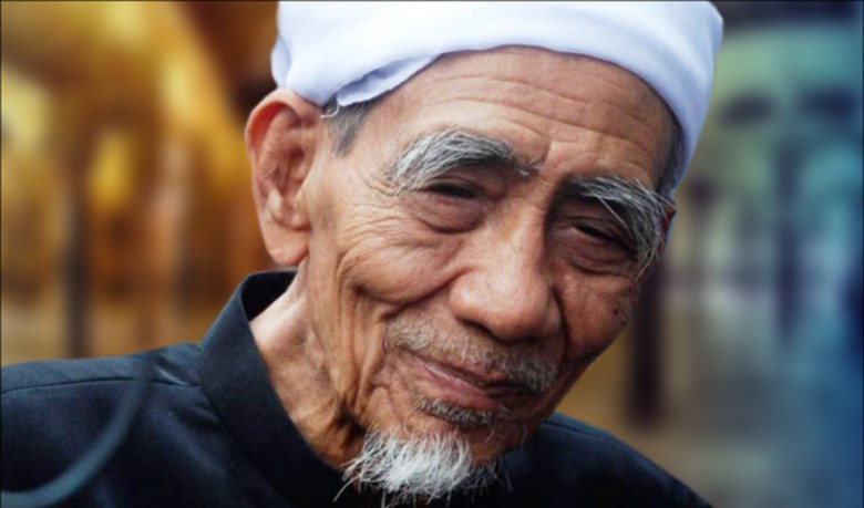 Angkatan Muda Kristen Kenang Mbah Moen: Sosok Penebar Hawa Sejuk Angkatan Muda Kristen Kenang Mbah Moen: Sosok Penebar Hawa Sejuk