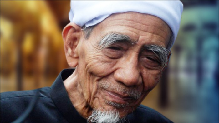 Mbah Moen. (Foto: detik) Mbah Moen. (Foto: detik)