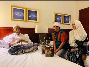 Dijenguk Ustaz Solmed, Mbah Moen Cerita Sejarah Nusantara