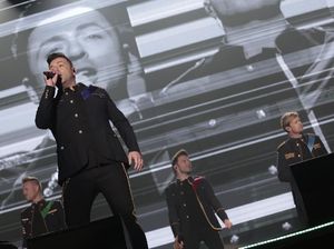 We Want More! Westlife Tutup Konser dengan World of Our Own