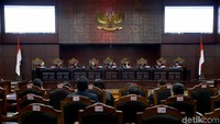 Sebelumnya, MK merampungkan pembacaan putusan sela terkait gugatan perselisihan hasil pemilihan umum (PHPU) Pileg 2019.