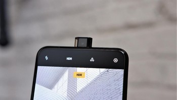 Mimiliki ukuran 16 MP dan bukaan f/2.0. Foto: Adi Fida Rahman/detikINET