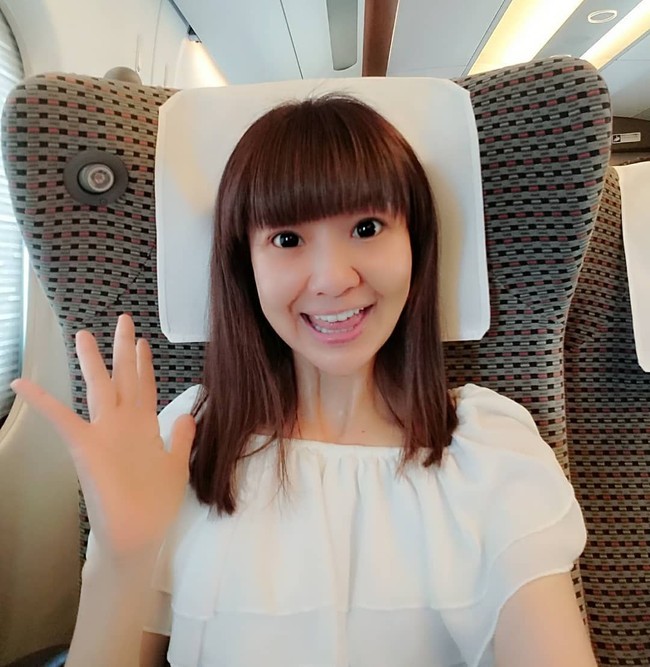 Begini penampilan Sayuri saat tidak pakai makeup. Terlihat sudah berusia matang namun tak tampak tanda-tanda penuaan berarti. Foto: Instagram @katsumisayuri_sayuri