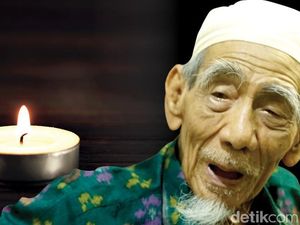 Surban dan Sandal Kenangan Terakhir Mbah Moen untuk Gus Miftah