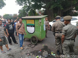 Kerap Bikin Macet, PKL di Jalan Dewi Sartika Bogor Ditertibkan