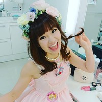 Di dunia cosplay, banyak wanita memerankan tokoh yang usianya jauh lebih muda. Karenanya, Sayuri Ozaki bukan sesuatu yang tak biasa. Tapi karena penampilannya yang awet muda, banyak orang menebak jika Sayuri masih berusia 20 atau paling tidak 30an. Foto: Instagram @katsumisayuri_sayuri