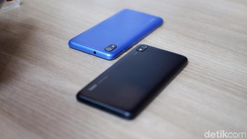 Keduanya mendukung dual 4G dan dual VoLTE. Foto: Adi Fida Rahman/detikINET