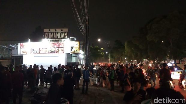 Kondisi terkini kafe nobar PSM-Persija di Tebet yang diserang