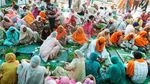 Melihat Sibuknya Aktivitas Dapur Makanan Gratis Terbesar di Dunia