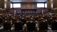 Mahkamah Konstitusi (MK) menggelar pembacaan putusan sengketa Pemilu Legislatif (Pileg) 2019 hari ini, Selasa (6/8/2019).