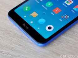 Menggenggam Redmi 7A, Ponsel Anyar Xiaomi Harga Sejutaan