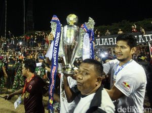 PSM Makassar Juarai Piala Indonesia, Aaron Evans dan Guy Junior Dipuji
