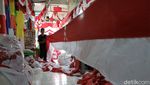 Berkah di Bulan Agustus, Penjahit Bendera Kebanjiran Order