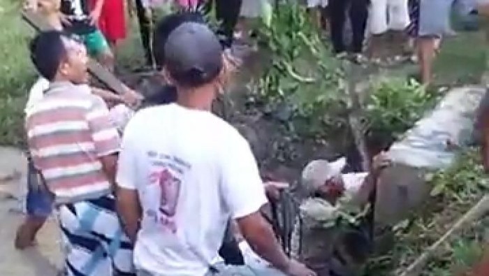 4 Pelajar Tewas Tertimpa Gorong-gorong Saat Mencari Ikan