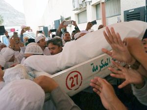 Detik-detik Jenazah Mbah Moen Sehabis Dimandikan