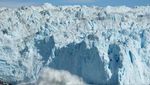 Potret Gunung Es di Greenland Mencair