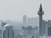 Polusi udara di Jakarta. 