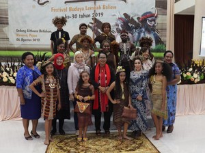 Fashion Show Anak-anak Papua Sambut Festival Lembah Baliem 2019