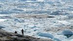 Potret Gunung Es di Greenland Mencair