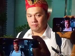Pangkal Masalah Farhat Abbas dan Hasnaeni Wanita Emas Berpisah