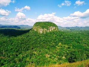 Bukit Fatukopa di NTT, Legenda Bahtera Nabi Nuh di Indonesia Timur