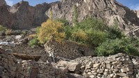 Sejarahnya, di tahun 1971 ketika peperangan antara India dan Pakistan. India akhirnya menguasai Turtuk karena dinilai merupakan wilayah yang berbahaya, lantas mengisolasi desanya (BBC Travel)