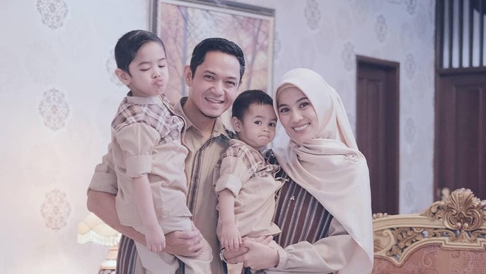 Dude Harlino Dude Harlino